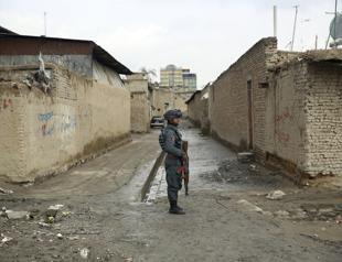 Afghan government selects negotiators for talks with Taliban