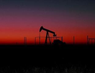 OPEC, allies agree to lower oil production by 10 mln bpd