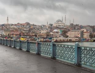 Turkey imposes a two-day lockdown in 31 provinces from midnight