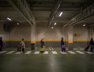 Latest on the coronavirus: Global cases pass 1.8 mln