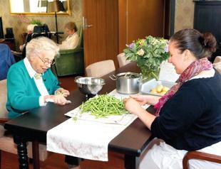 Poster action for people with dementia: Op-ed