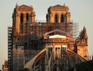 Notre-Dame’s rebirth stalled