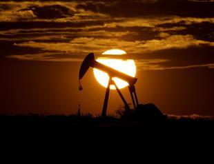 Brent oil dives below $30 a barrel with oversupply