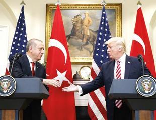 Turkish, US leaders discuss cooperation amid pandemic