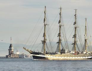 Historic sailboat passes through Bosphorus