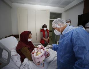 Beating coronavirus, Turkish woman births healthy baby