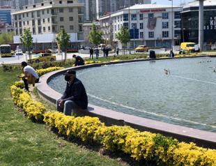 Gov’t set to ready ‘normalization plan’ for virus outbreak