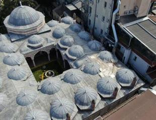 Historical Istanbul mosque robbed by thieves