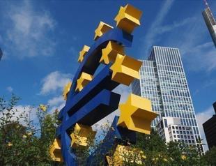 Europes central bank to adopt wait and see policy