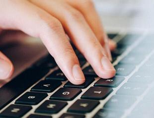 Over 450,000 apply to online software training program