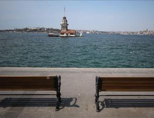 Turkey imposes 3-day virus curfew in 31 provinces