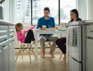 Fewer families, more one-person households in past five years: Survey