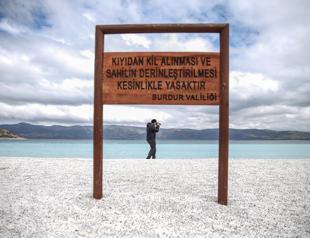White sands of Lake Salda brought back