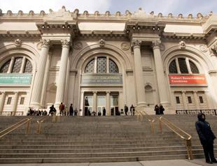 Met museum in NY aims to open in mid-August after lockdown