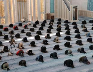 Virus lockdowns stifle Eid celebrations as infections rise