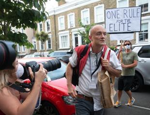 UK minister quits over Cummings lockdown trip