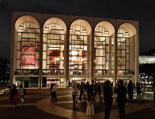 Met Opera cancels fall season