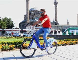 COVID-19 prompts more Turks to take to the pedals