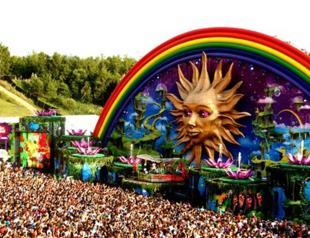 Virus forces Tomorrowland festival online