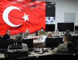 Turkey in favor of talks to defuse tensions: Defense minister