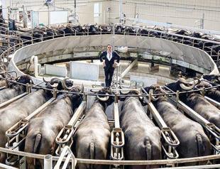 Salt Bae’s abattoir photo sparks fury on social media