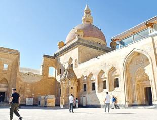 Iconic Ottoman palace reopens its doors to visitors