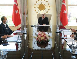 Erdoğan, Putin discuss Libya, Idlib over phone