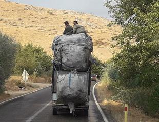 Street waste collectors on front lines of COVID-19