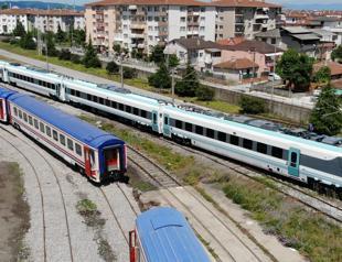 Turkeys indigenous electric train to serve by year-end