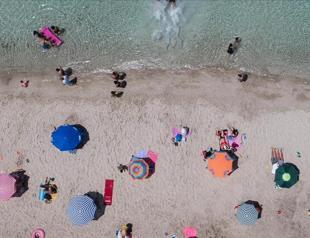 Top Turkish, German diplomats discuss tourism over phone