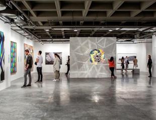 Contemporary artworks meet art lovers again