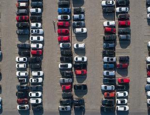 EU passenger car market narrows 41.5% in Jan-May