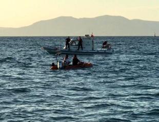 Man jumps into sea after refusing to pay ‘hefty’ bill at restaurant