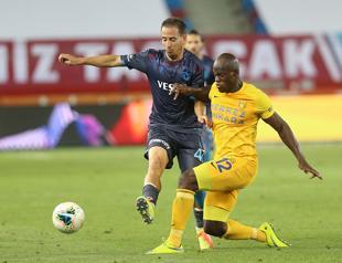 Trabzonspor risk title chance with home draw