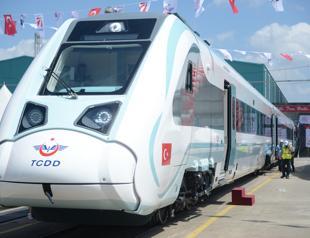 Factory trial starts for first Turkish-made electric train
