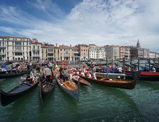 EU reopens its borders to 14 nations but not to US tourists