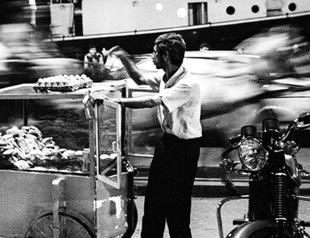 Ara Güler İzmir exhibit reopens to visitors