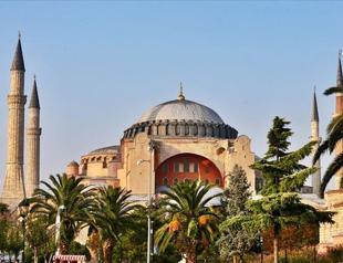 Hagia Sophia converted into mosque as Erdoğan signs decree