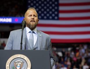 Trump replaces campaign manager amid sinking poll numbers