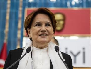 Opposition party leader Akşener self-isolates after member of entourage tests positive