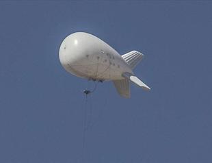 Turkish surveillance balloon patrolling Syria border