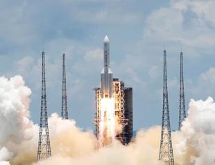 China launches Mars probe in space race with US