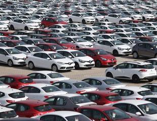 Public lenders exclude automakers from loan package over price hikes