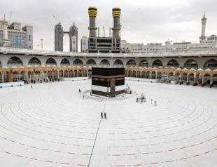 Muslims begin downsized hajj pilgrimage