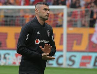Lille signs veteran Turkey striker Yılmaz from Beşiktaş