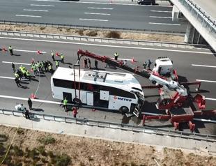 At least 5 killed, 25 injured in Istanbul bus accident