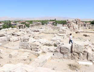 1,600-year-old octagonal church found in Central Anatolia