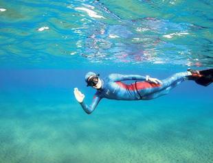 Turkish swimmers to make record dive to draw attention to violence against women