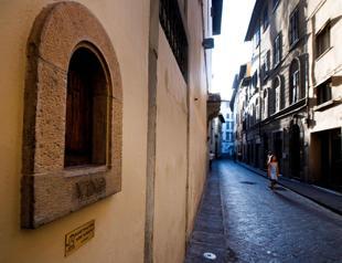 Powerful Medici family behind Italys plague-free wine windows