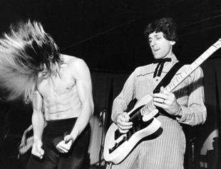 Jack Sherman, early guitarist for Chili Peppers, dies at 64